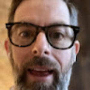 Meet your Posher, Casey